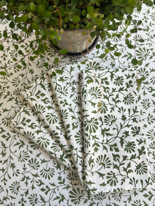 Trailing Florets Napkins in Green - Set of 4
