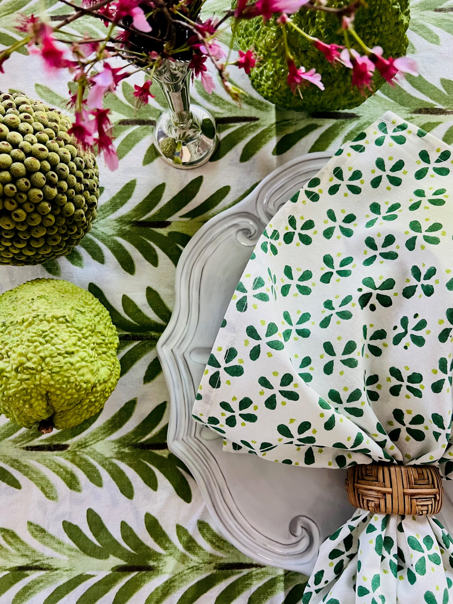 Ferns Tablecloth in Moss Green