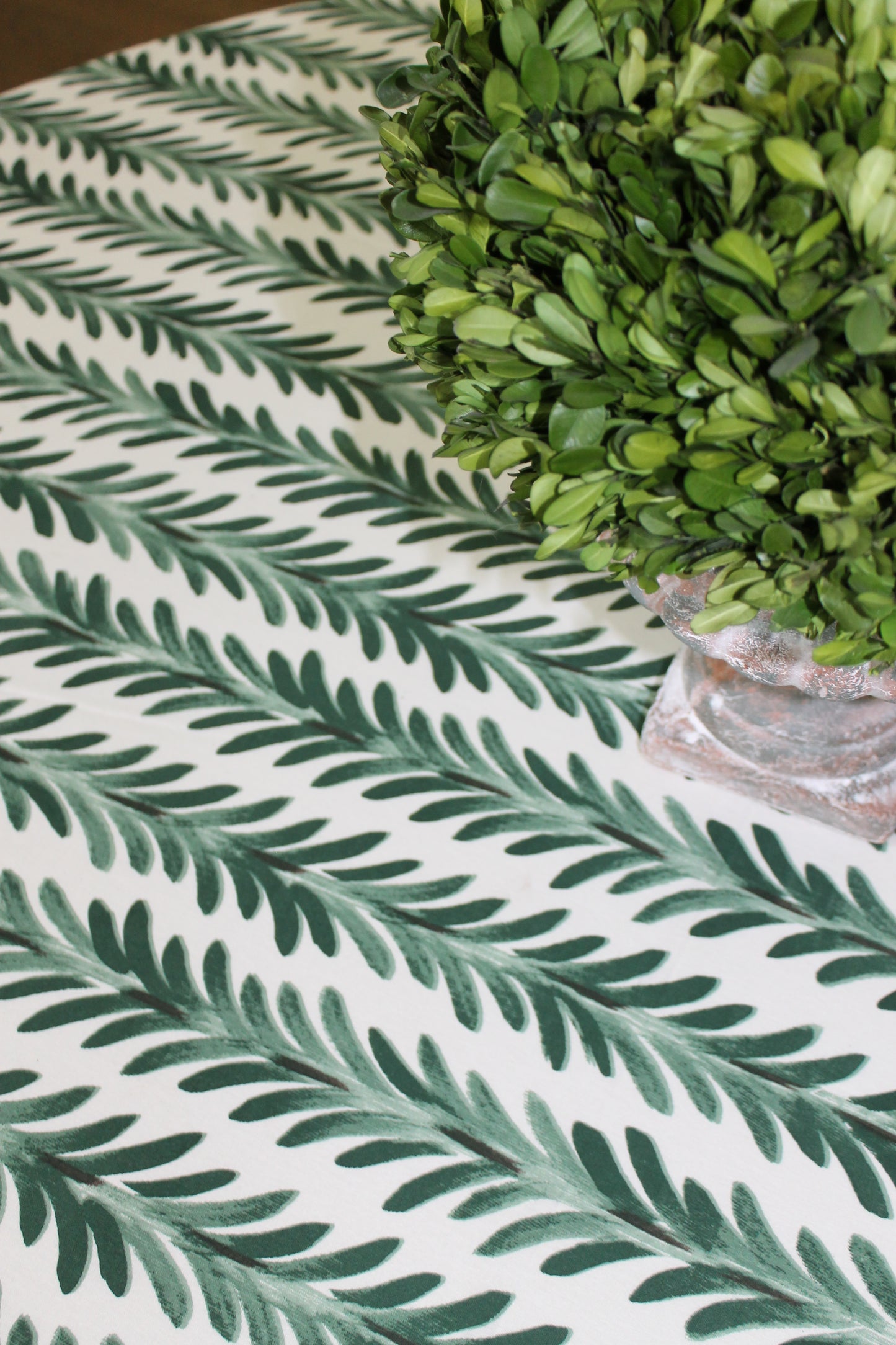 Ferns Tablecloth in Pine Green