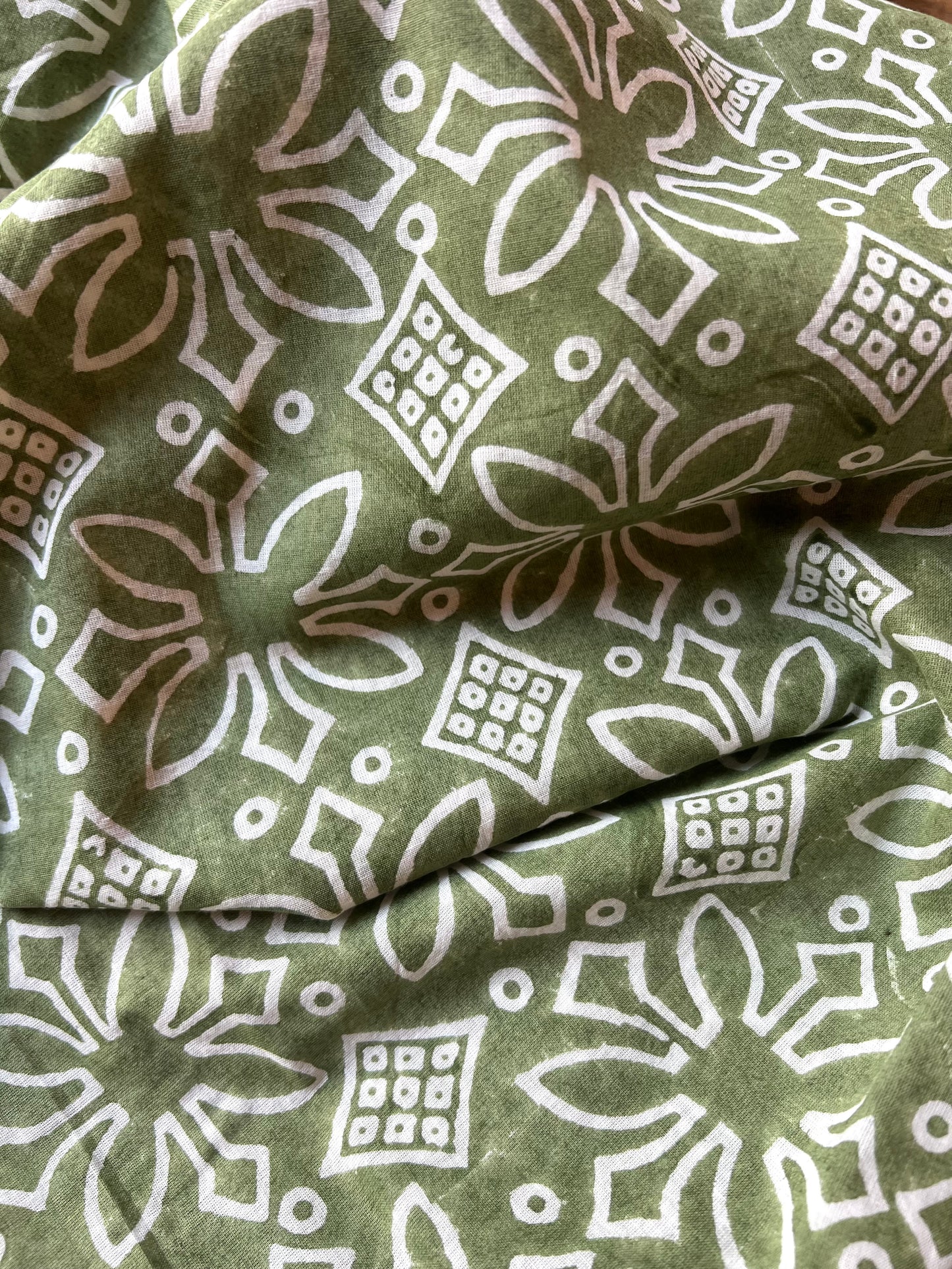 Medallion Pareo in Olive Green