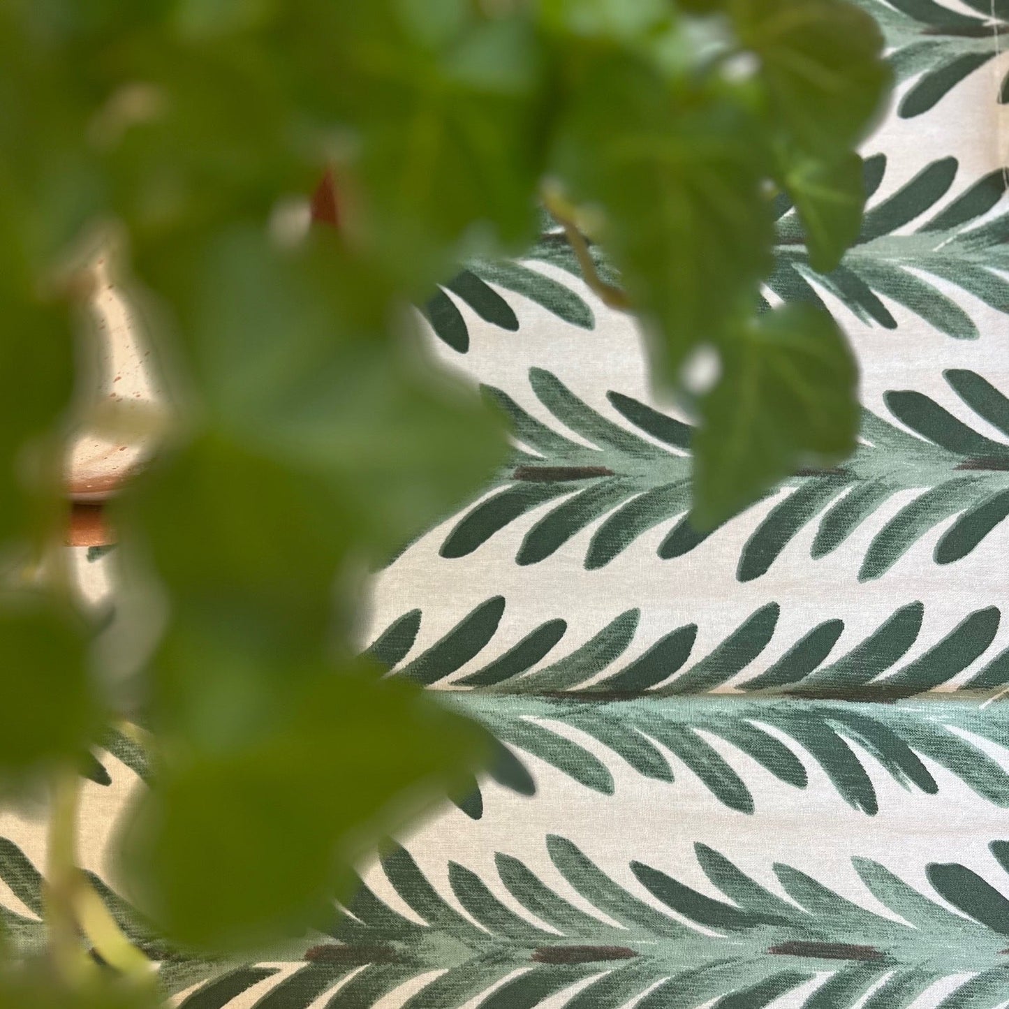Ferns Tablecloth in Pine Green