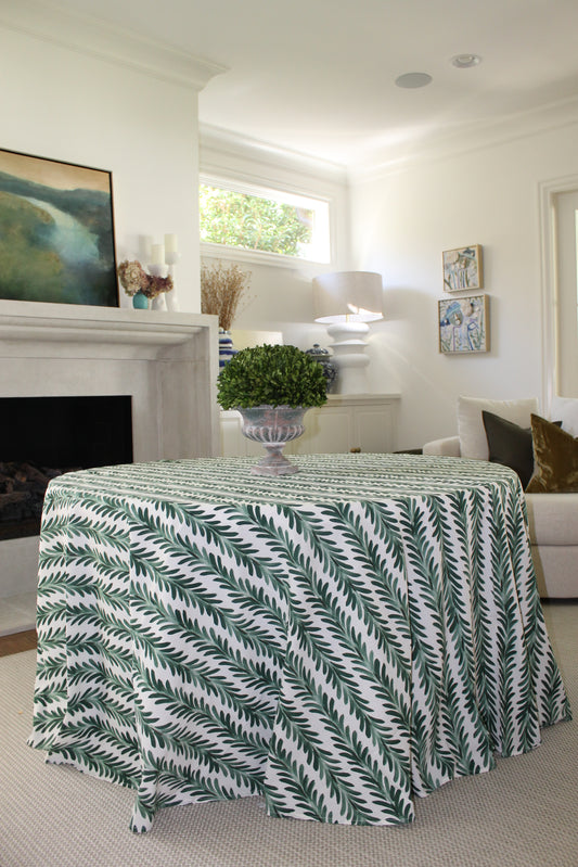 Ferns Tablecloth in Pine Green
