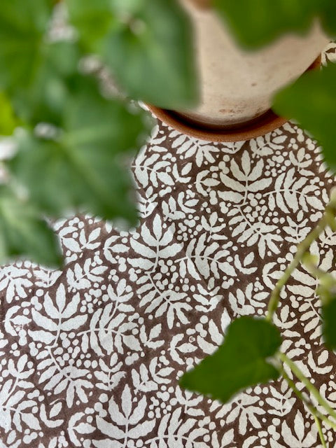 Gathered Garden Tablecloth in Saddle Brown